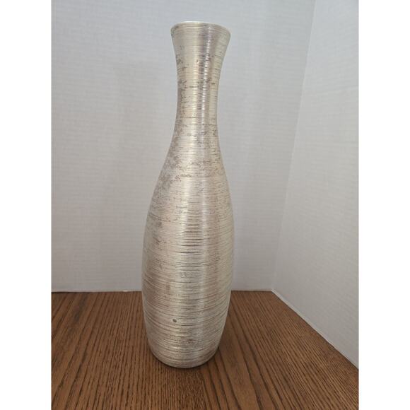 La Casa Bella 17" Gold Vase Flowers - Picture 2 of 6